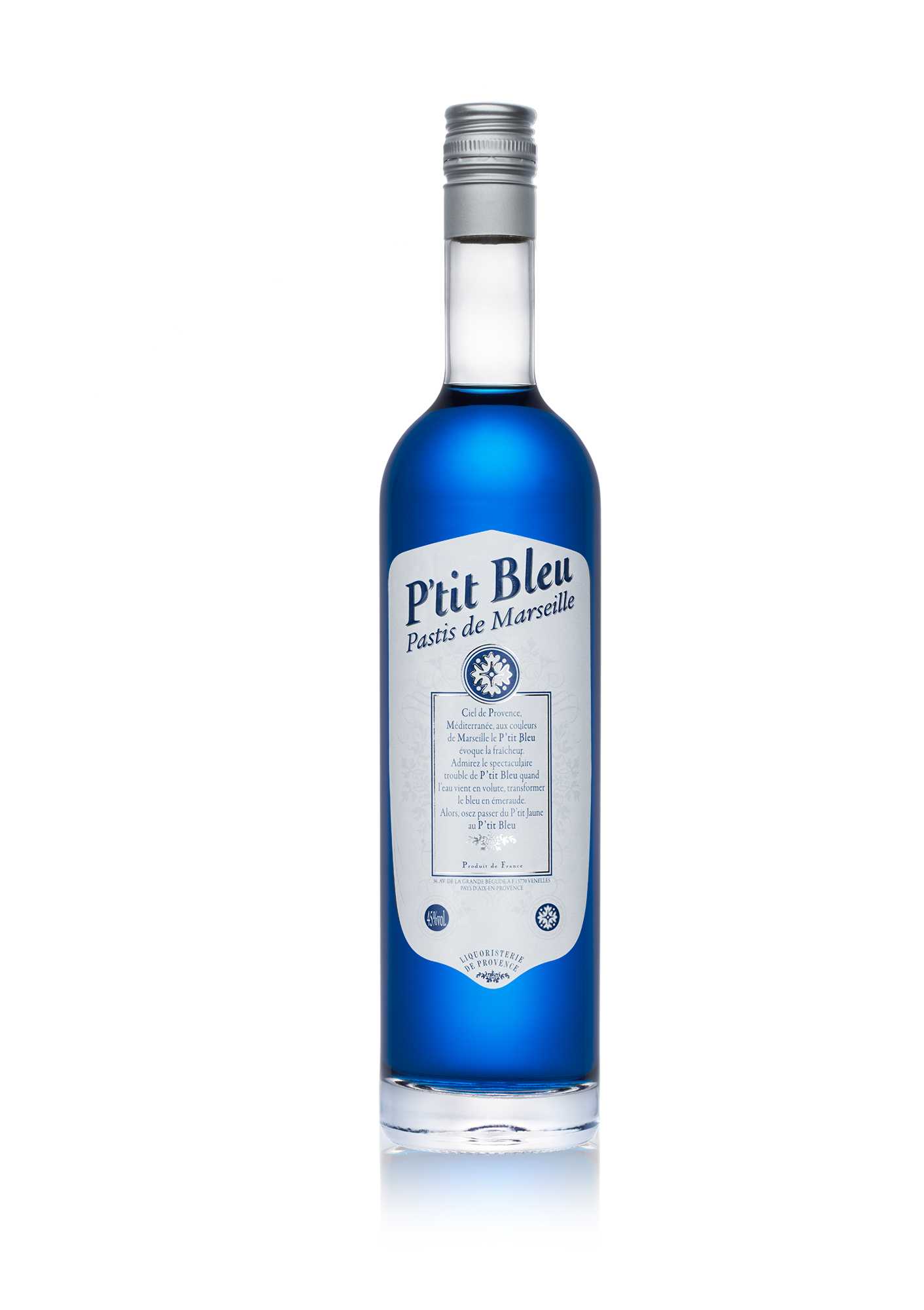 France, Bouches du Rhone, aperitif in Provence with the Pastis Bleu Janot  typical aniseed_flavoured alcohol, here colored in blue - SuperStock