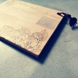 Cutting board : « A fleur de peau »